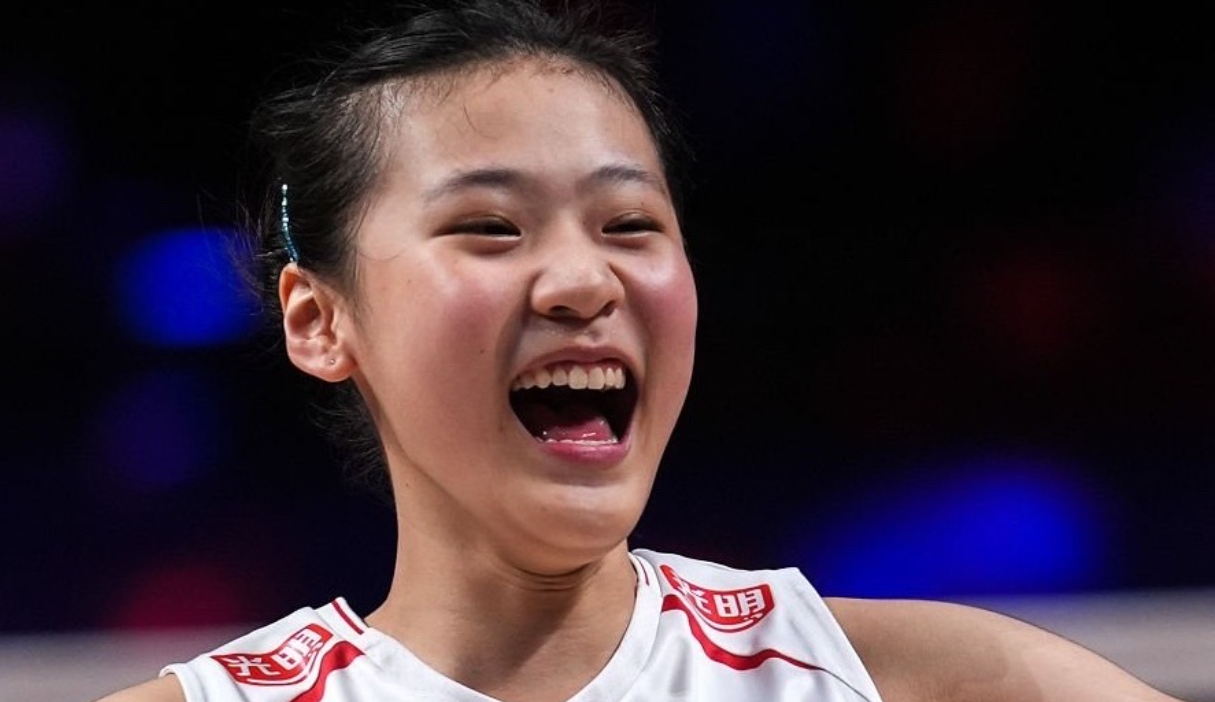 Góc Nhìn 188M: Bóng chuyền nữ đào được cặp song sinh phụ công! Wang Aoqian tấn công đầy, Guo Zhongnan chắn lưới nổi, hai người 