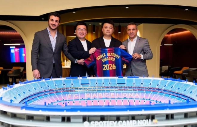 Góc Nhìn 188M: Đoàn thể thao văn hóa Trung Sáng Hằng Thái thăm câu lạc bộ Barcelona, chính thức ký hợp tác